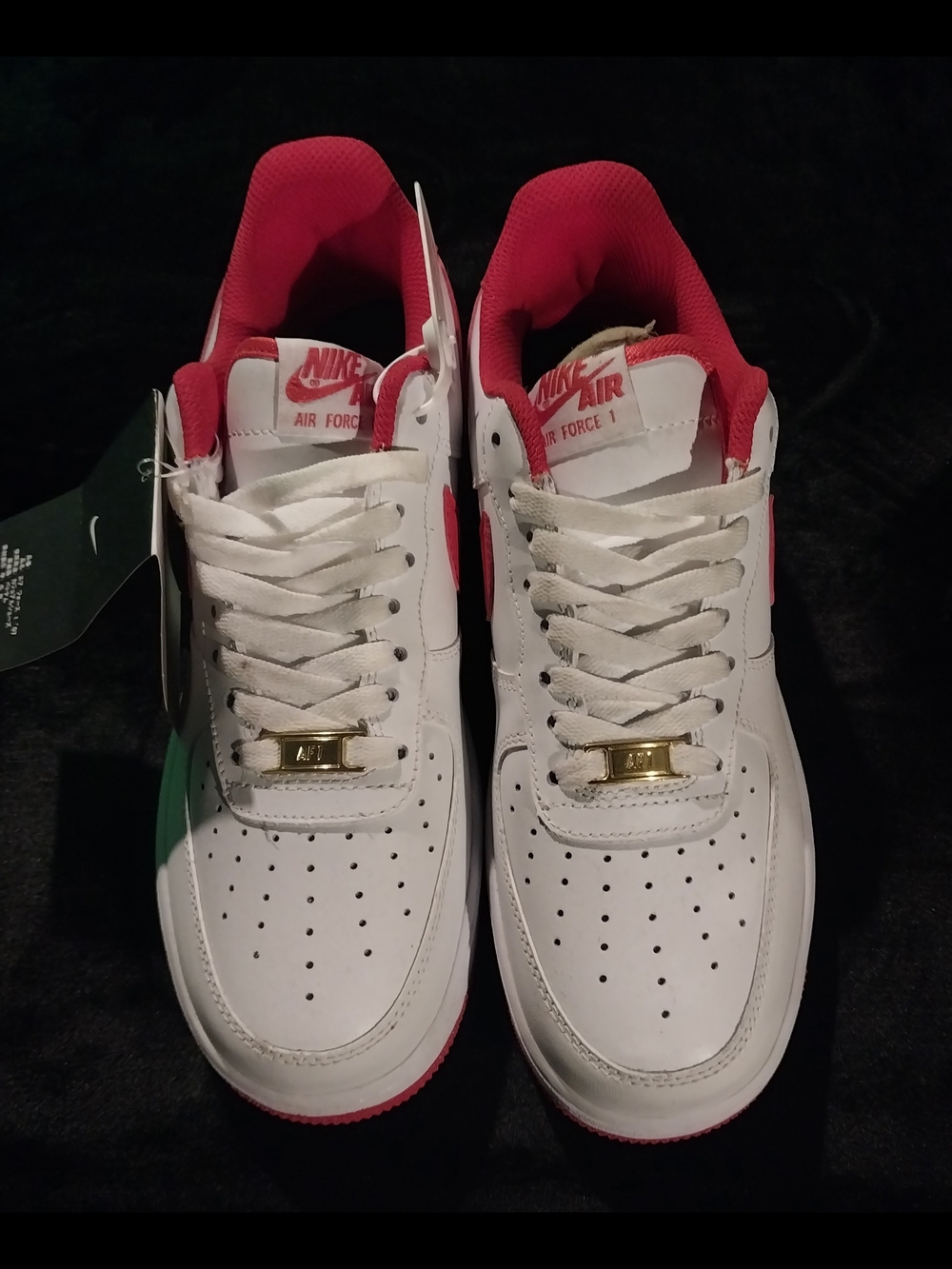 Nike Air Force 1 White & Red Leather Sneakers